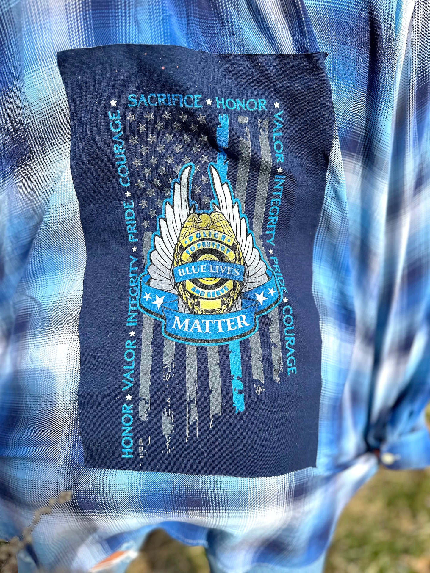 Blue lives matter flannel 💙