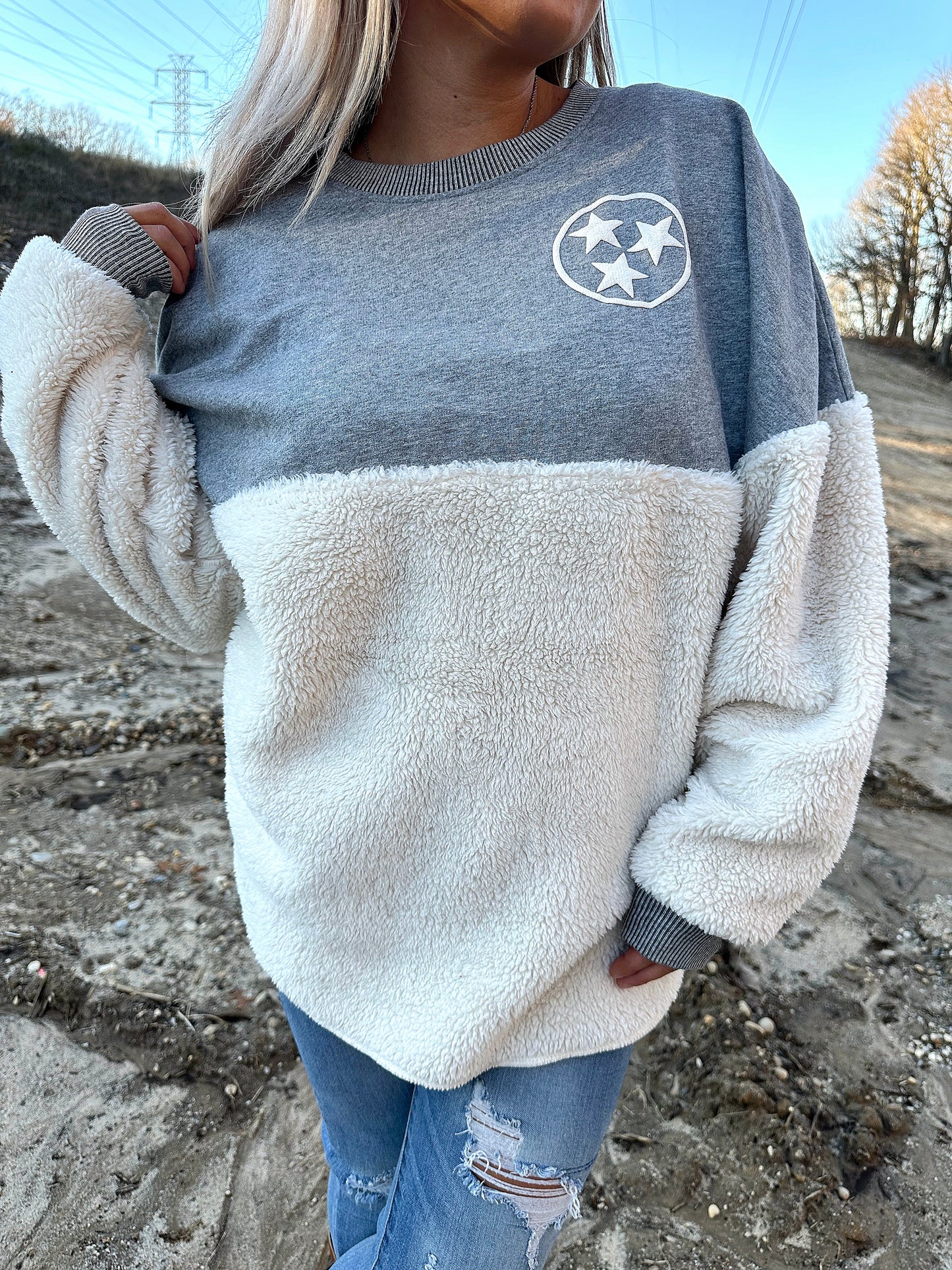 NASHVILLE SHERPA TOP